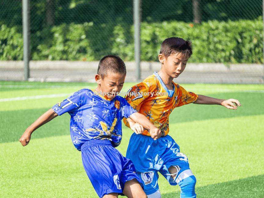 星空体育-足球赛事深入人心,球员青春无敌