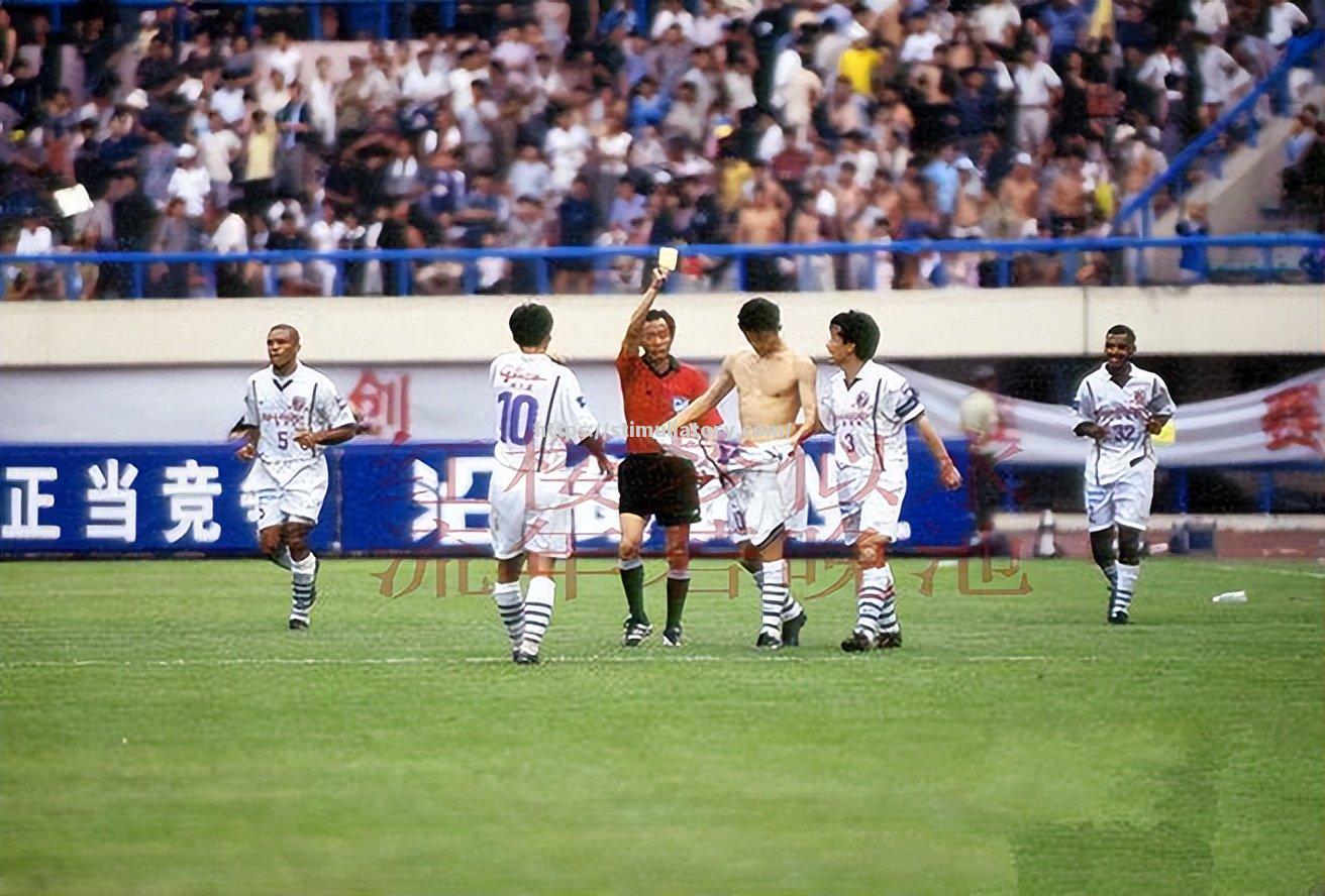 星空体育-马赛后防线失守，日后或需重点训练