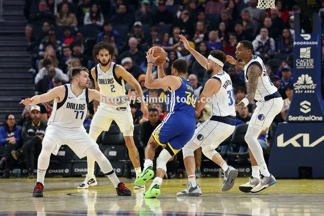 独行侠队发挥出色，主场取得连胜