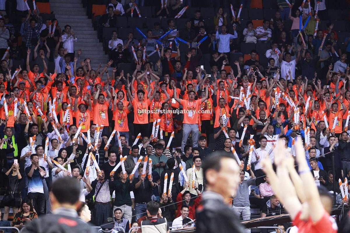 星空体育-球队全员状态火热，凭借集体努力取得连胜