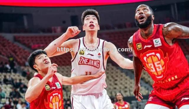 南特击败梅斯,客场豪取三分继续追赶积分 南特击败梅斯,客场豪取三分继续追赶积分