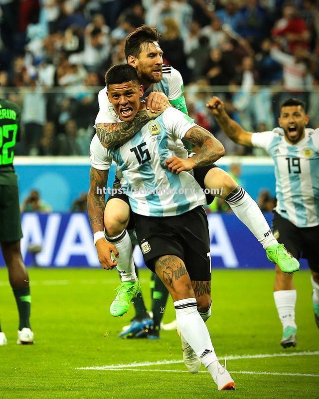 冰岛队在比赛中取得惊险胜利，晋级下一轮