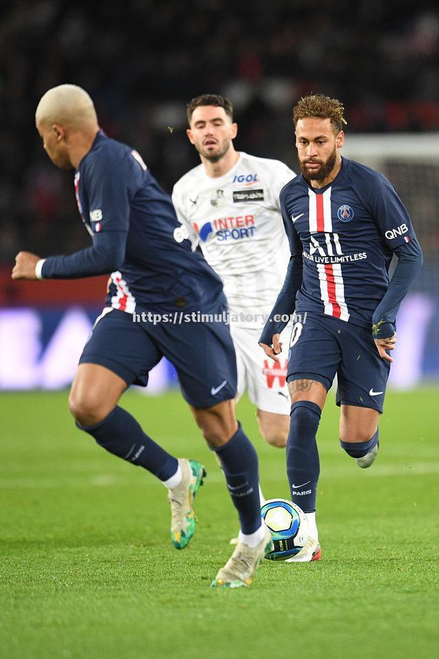 亚眠遭遇失利,法甲赛场遇挑战需要调整 亚眠遭遇失利,法甲赛场遇挑战需要调整