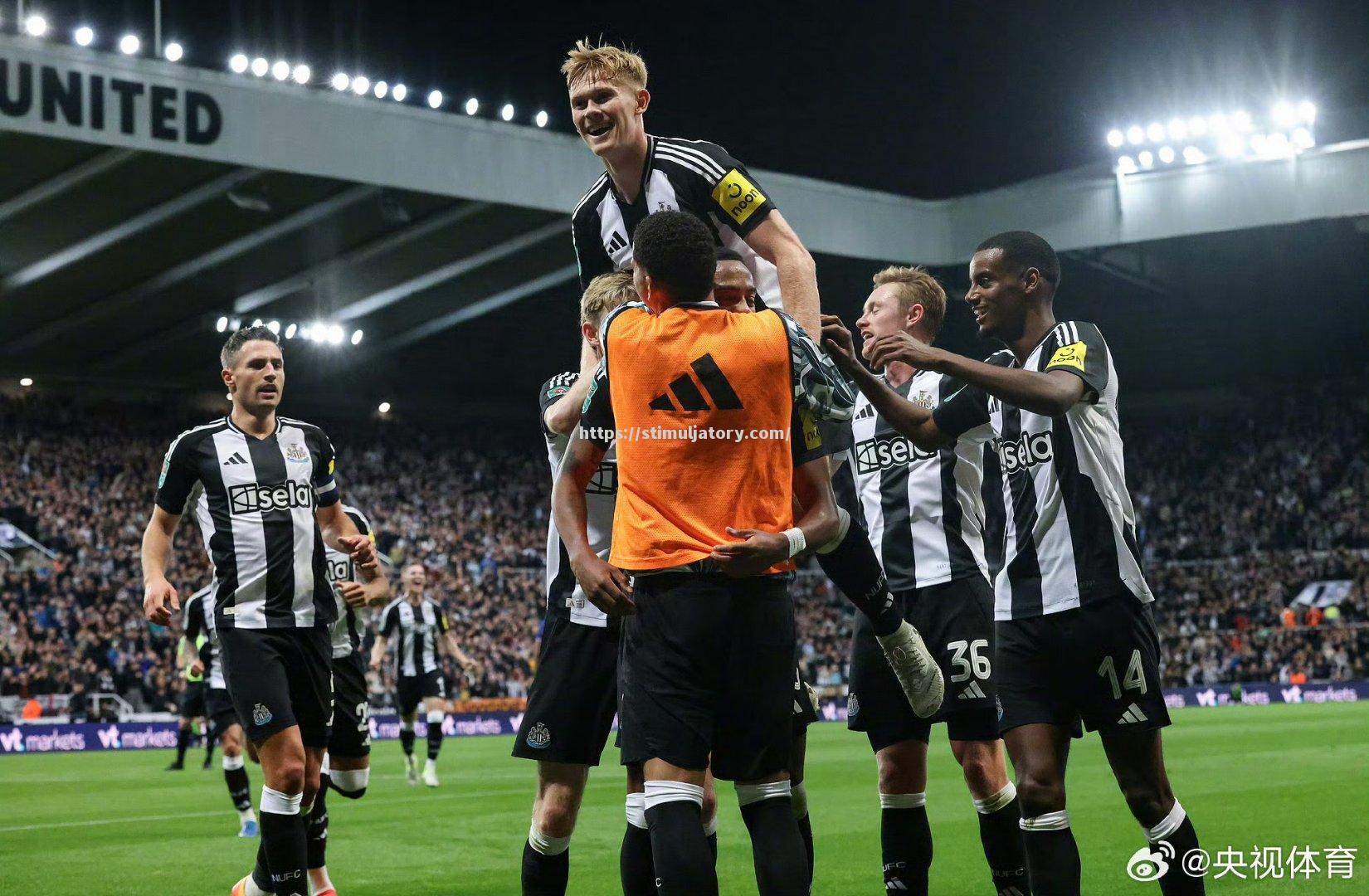 星空体育-切尔西后防互相呼应稳固阵型,守住比分