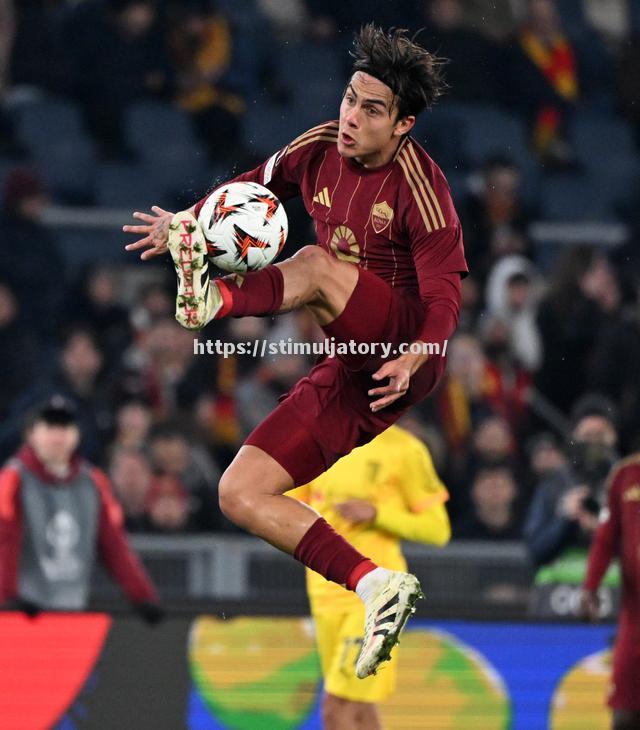 星空体育-罗马中场球员公开挑战主帅战术,或引发内部矛盾